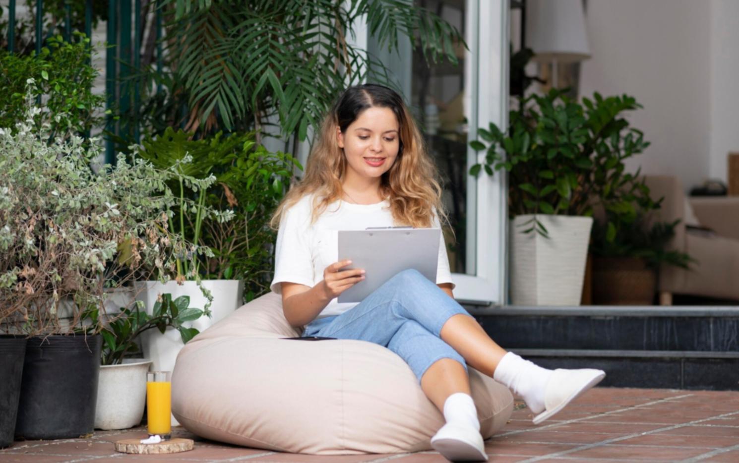 Financial planning documents and calculator