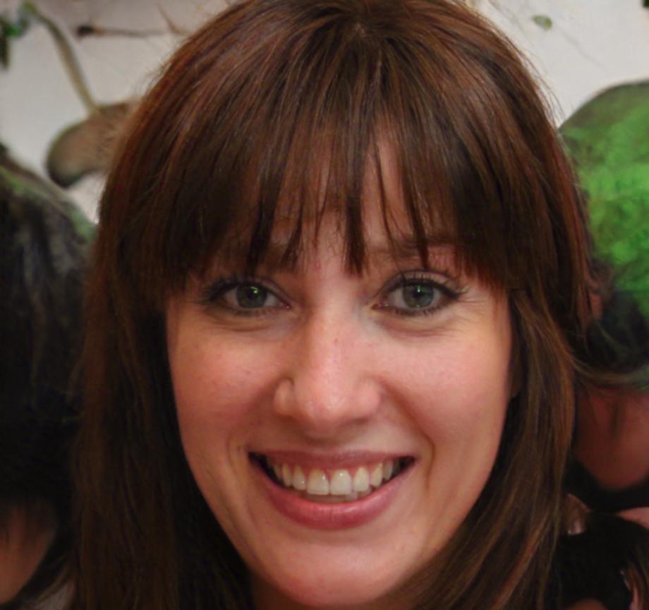 Freya Ljungberg financial recovery specialist